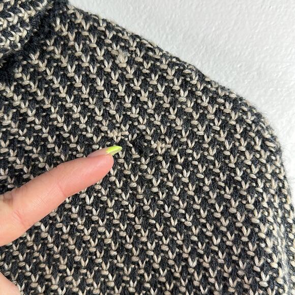 ROMEO + JULIET Blue Tan Knitted Turtleneck Batwing Short Sleeve Sweater Size S/M - Picture 13 of 13